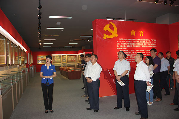 ·省安监局组织参观“三严三实”专题教育展览